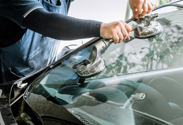 Remplacement de pare-brise Remplacement de pare-brise