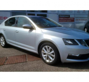 SKODA OCTAVIA AMBITION 1.6 TDI 116cv + CLIM AUTO + RADAR AV et AR