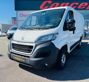 PEUGEOT BOXER Pro 330 L1H1 2.0 BlueHDi 110cv + Air conditionné + Antibrouillard + TVA RECUPERABLE