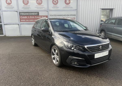 PEUGEOT 308 SW Allure 1.5 BlueHDi 130cv + Toit panoramique + Attelage + JA17