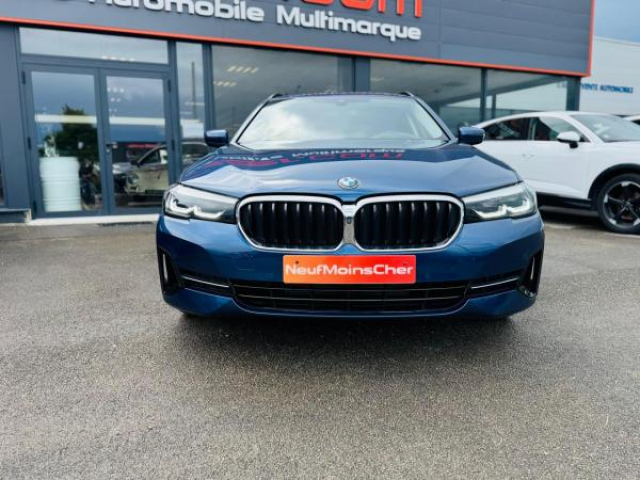 BMW SERIE 5 TOURING Lounge 530dA 286cv+Park Assist Plus+Cuir Dakota+Affichage tete haute+JA19 style 845M