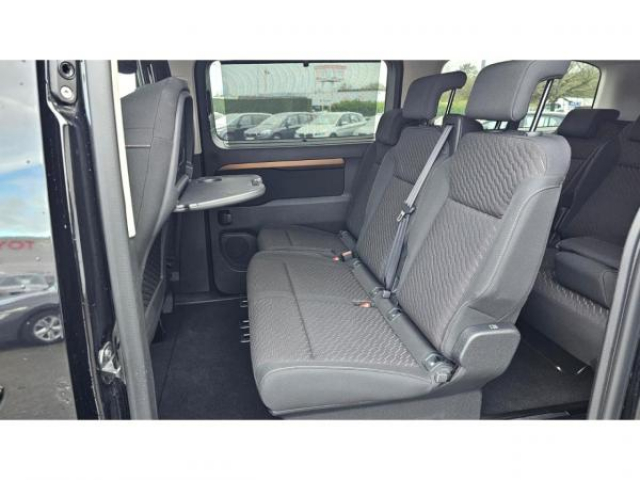 TOYOTA PROACE Verso Verso Long Dynamic 177cv 2.0 D-4D BVA 8places TVA RECUPERABLE PAS DE MALUS