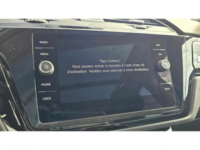 VOLKSWAGEN TOURAN Trendline 1.6 TDI 115cv 7places + Toit Pano + Attelage + ACC + Camera de Recul + Clim Auto