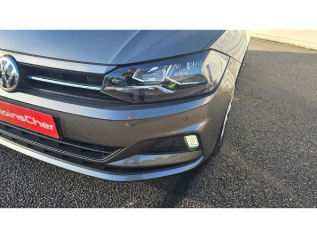 VOLKSWAGEN POLO Lounge 1.6 TDI 95cv + Antibrouillard AV + Radar AV et AR + Discover Media