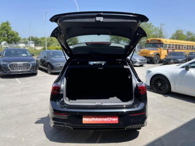 VOLKSWAGEN GOLF R-Line 2.0 TDI 150cv DSG7 + Toit panoramique + JA18 YORK + Pack Hiver + NEUF 0KM