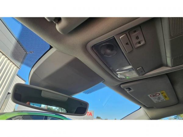 SKODA Octavia combi Ambition 1.6 TDI 116cv DSG7 + Attelage + Sièges AV Chauffants + DAB