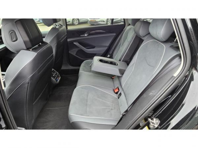 VOLKSWAGEN Passat SW Life Plus 1.5 eTSI 150cv DSG7 + Attelage Trailer Assist +  Pack Wellness 2 + Pack Business