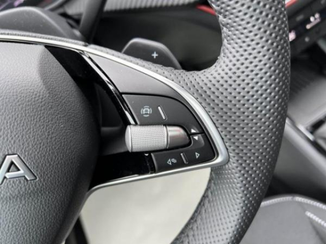 SKODA KAMIQ Monte Carlo 1.0 TSI 116cv DSG7 avec Toit Panoramique + Full LED MATRIX + NEUF 0KM