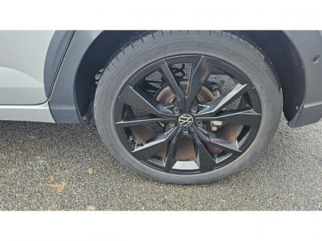 VOLKSWAGEN TAIGO R-Line 1.0 TSI 110cv DSG7 Pack Design Black