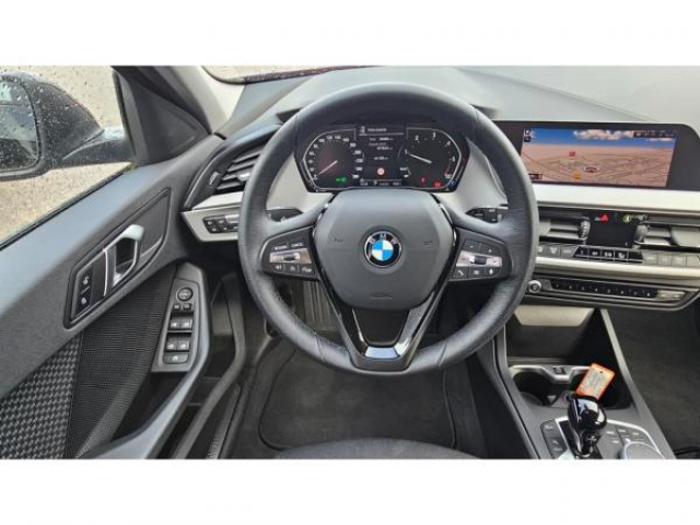BMW SERIE 1 Advantage 116dA + Carplay + Radar AV et AR + Régulateur de vitesse + Ja16