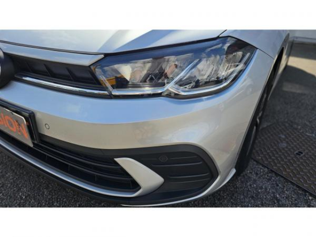 VOLKSWAGEN POLO Life 1.0 TSI 95cv + Climatisation automatique + Vitres arrière surteintées