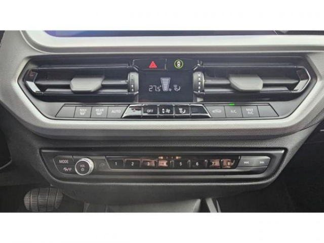 BMW SERIE 1 Advantage 116dA + Carplay + Radar AV et AR + Régulateur de vitesse + Ja16