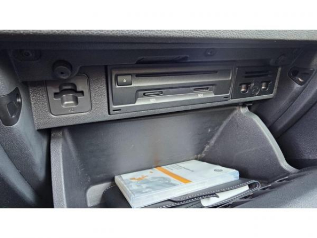 VOLKSWAGEN POLO Lounge 1.6 TDI 95cv + Antibrouillard AV + Radar AV et AR + Discover Media
