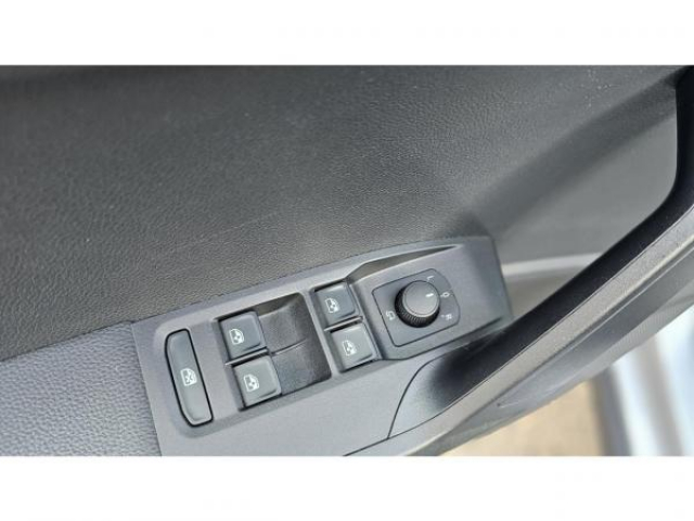 SEAT ARONA MOVE 1.0 TSI 95cv + Pack Spring + Pack Vision + Sièges AV Chauffants