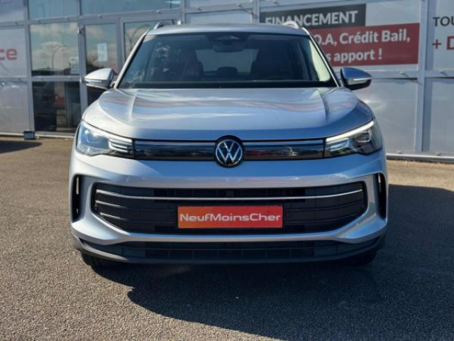 VOLKSWAGEN TIGUAN Life 2.0 TDI 150cv DSG7 + Pack Hiver + Attelage Elec + Camera 360 + Alarme + Ja18
