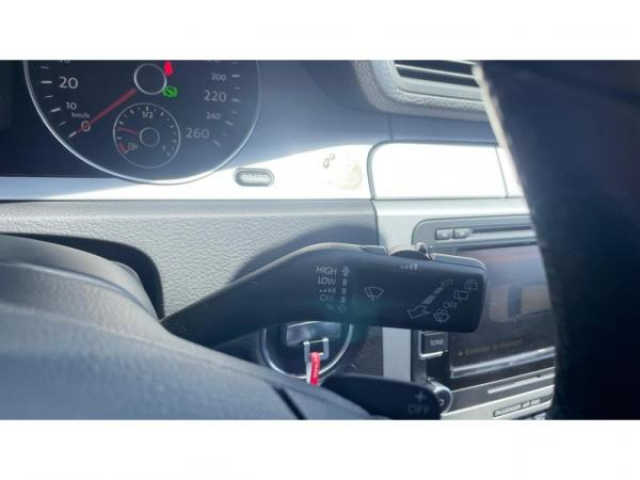 VOLKSWAGEN Passat SW 2.0TDI 170cv DSG6 SW + ATTELAGE + CAMERA DE RECUL + PACK HIVER