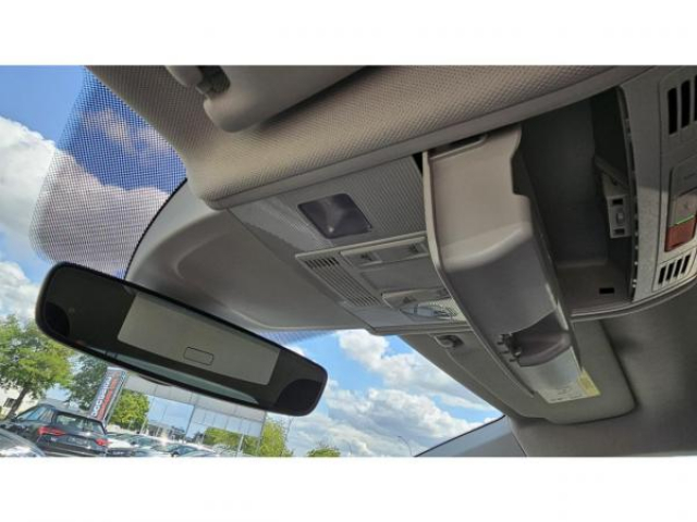 VOLKSWAGEN POLO Life 1.0 TSI 95cv + Climatisation automatique + Vitres arrière surteintées