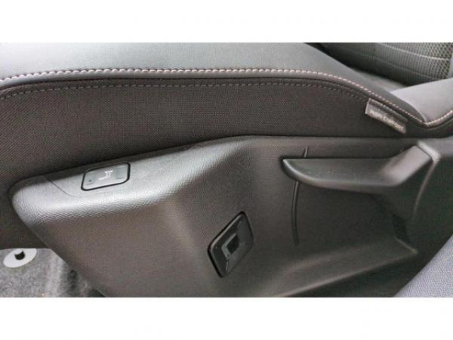 PEUGEOT 3008 ALLURE Hybrid 136cv e-DCS6+Pack Panoramic Navigation+PACK 360 VISION DRIVE ASSIST+NEUF 0KM
