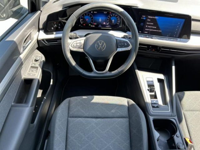 VOLKSWAGEN GOLF Life 1.0 eTSI 110cv DSG7 Inclus DISCOVER MEDIA