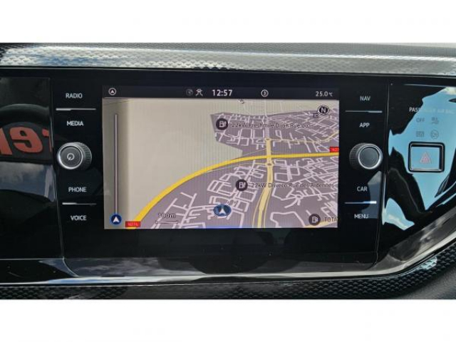 VOLKSWAGEN POLO Life Plus 1.0 TSI 95cv + Climatisation Automatique + Camera de recul