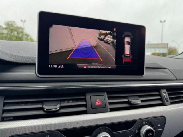 AUDI A4 AVANT S line 2.0 TDI 150cv S-tronic + TOIT PANO + Bang & Olufsen + CAMERA DE RECUL + ATTELAGE ELEC