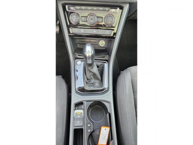 VOLKSWAGEN TOURAN Lounge 2.0 TDI 150cv DSG7 7places + Pack LED directionnel + Toit Ouvrant + Camera de Recul + JA17