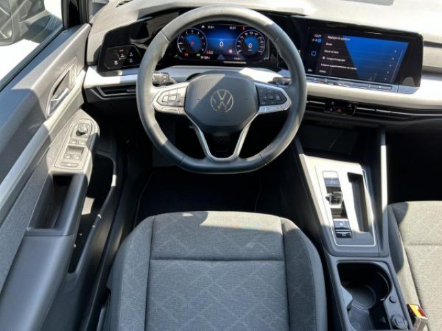VOLKSWAGEN GOLF Life 1.0 eTSI 110cv DSG7 Inclus DISCOVER MEDIA