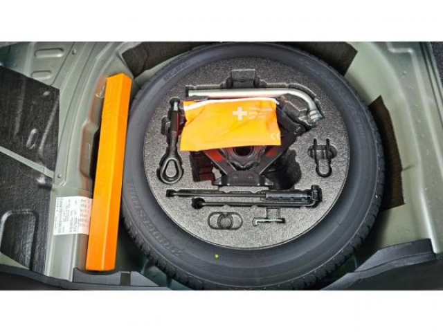 SEAT IBIZA Style 1.0 TSI 95cv + Full LED + Full Link + Clim auto + Antibrouillard + Roue de Secours