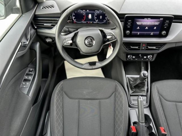SKODA KAMIQ AMBITION 1.5 TSI 150cv + Virtual Cockpit + Pack Assistance de Conduite + Sieges AV Chauffant