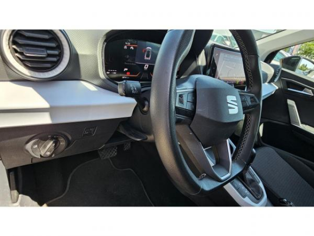 SEAT ARONA MOVE 1.0TSI 110cv DSG7 + Digital Cockpit + Pack Spring + Navi System