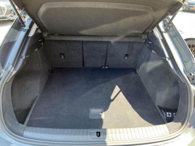 AUDI Q3 SPORTBACK 35 TDI 150cv  S-tronic Design + JA19 + MMI NAVIGATION +full led + Attelage