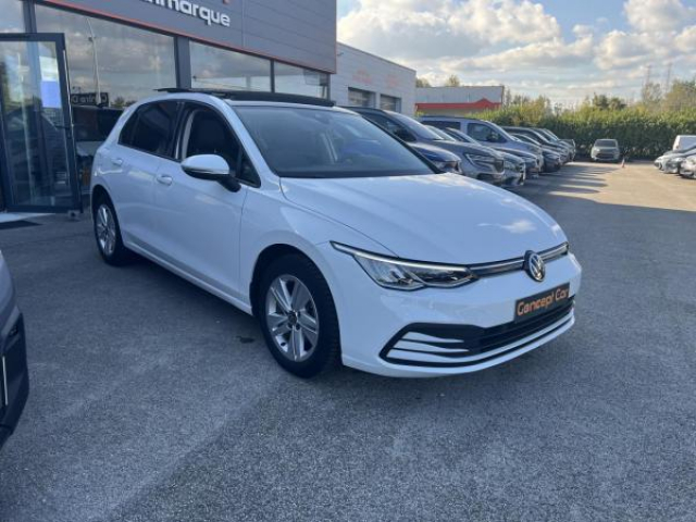 VOLKSWAGEN GOLF Life Plus 1.0 TSI 110cv + Toit ouvrant électrique + Vitres arrière surteintées