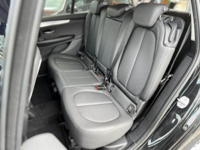 BMW serie 2 gran tourer Avantage Business Edition 216dA 7 Places + Similicuir + Sièges AV Chauffant + Attelage