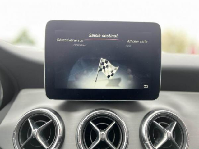 MERCEDES CLA SHOOTING BRAKE CLA 200D 136cv BV7G-DCT + Integration Smartphone + SimiliCuir
