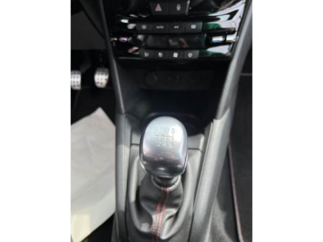 PEUGEOT 208 1.6 THP - 200  GTi