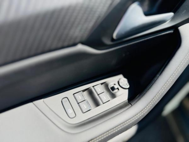 PEUGEOT 508 GT LINE 1.5 BlueHDi 130cv EAT8 + Pack Drive Assist Plus + Pack City 3 + Sièges AV Chauffants