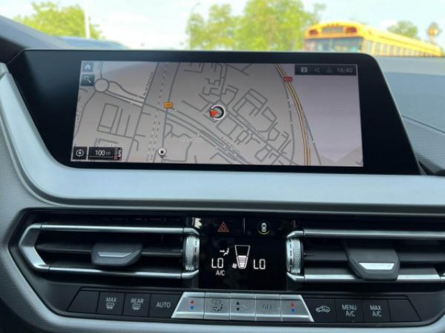 BMW SERIE 1 Advantage Pack Business 116d + Navigation Pro