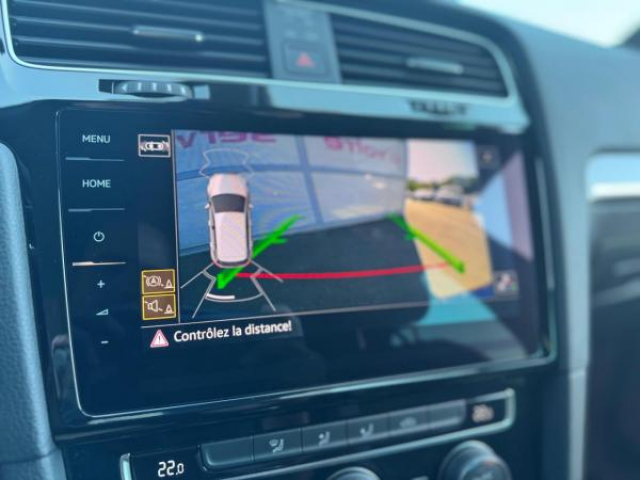 VOLKSWAGEN GOLF R-Line 1.5 TSI 150cv + LED Directionnels + Discover PRO + Digital Cockpit + Alarme