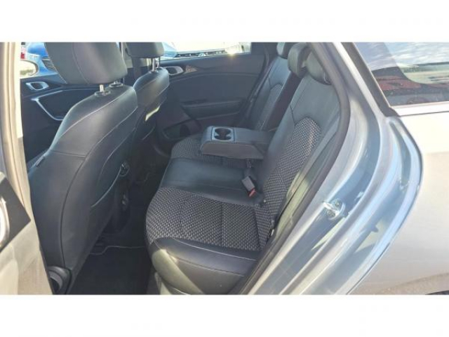 KIA CEED SPORTSWAGON 1.6 CRDi MHEV 136cv PULSE