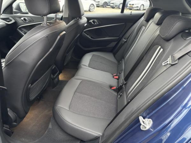 BMW SERIE 1 Advantage 116dA + Camera de Recul + Régulateur de vitesse + Jantes 16 + Antibrouillard
