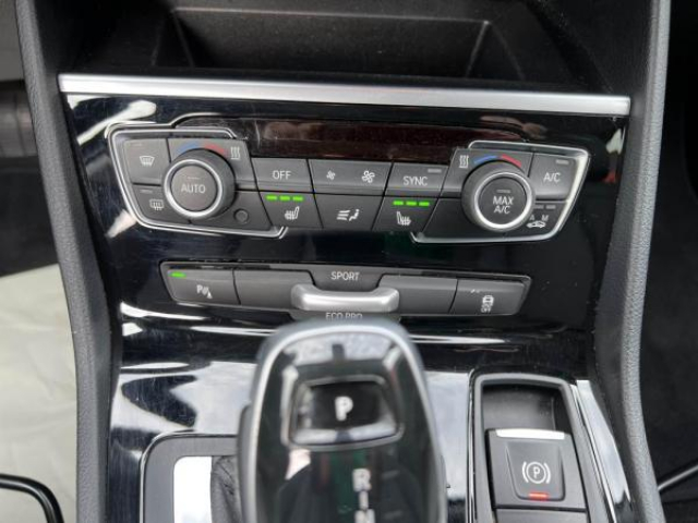 BMW SERIE 2 Avantage Business Edition 216dA 7 Places + Similicuir + Sièges AV Chauffant + Attelage