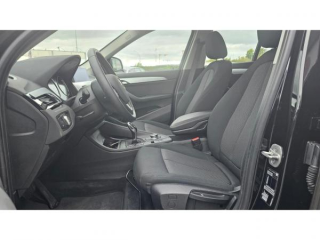 BMW X1 Lounge 16dA + Harman Kardon + Attelage Amovible + Sieges AV Chauffant