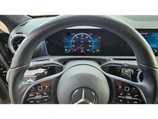 MERCEDES CLASSE A BERLINE BUSINESS LINE 180d 7G-DCT inclus Caméra de recul + SimiliCuir ARTICO + Jantes 16