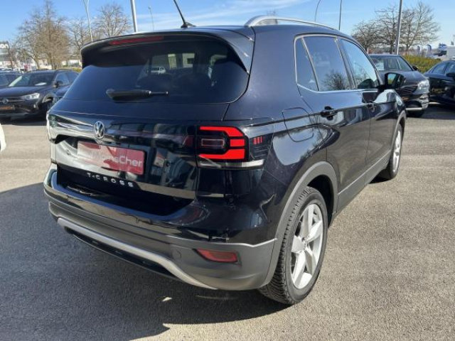 VOLKSWAGEN T-CROSS STYLE 1.6 TDI 95cv DSG7 + Pack LED + Camera de recul + Sieges AV Chauffants