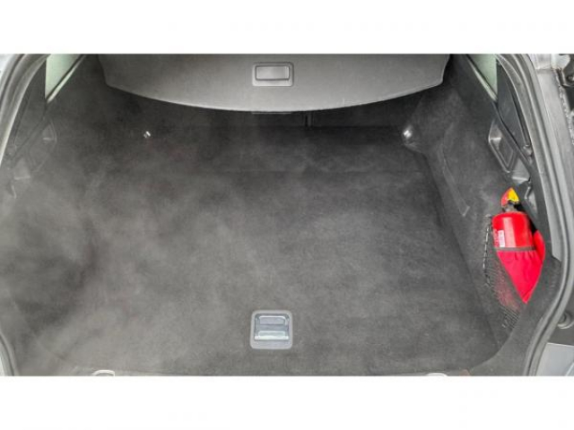 PEUGEOT 508 SW GT Line 1.5 BlueHDi 130cv EAT8 + Sièges avant chauffants et massants + Hayon élec