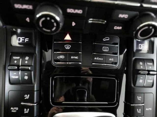 PORSCHE CAYENNE 3.0 V6 TDI 262cv 4x4 Tiptronic Origine France