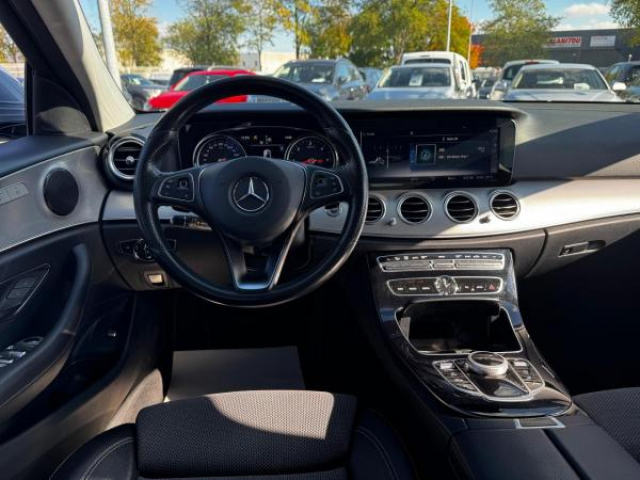 MERCEDES CLASSE E BREAK 200d BVA 9G-Tronic + Pack Parking + Pack Navigation + Sièges avant chauffant