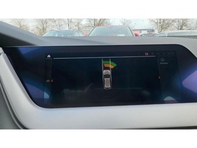 BMW SERIE 1 Advantage 116dA + Carplay + Radar AV et AR + Régulateur de vitesse + Ja16