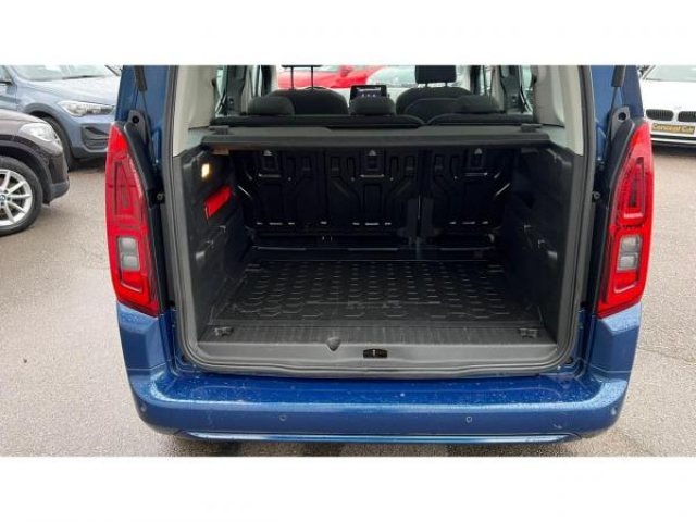 OPEL combo life Edition 1.5 CDTI 130cv + Toit Panoramique + Radars AV et AR + Affichage tête haute + RS