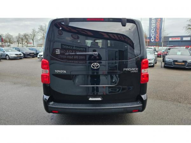 TOYOTA PROACE Verso Verso Long Dynamic 177cv 2.0 D-4D BVA 8places TVA RECUPERABLE PAS DE MALUS